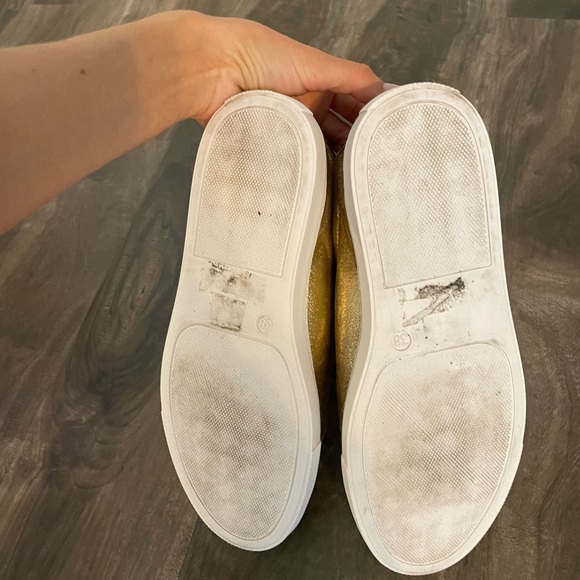 Designer Sneakers - Picture 8 of 12